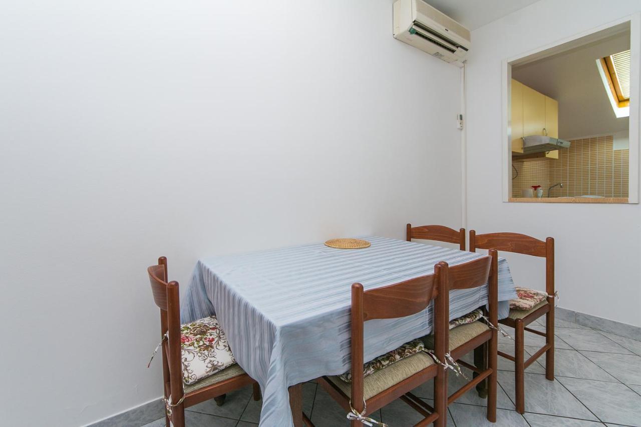 Apartments By The Sea Brist, Makarska - 15714 Podaca Extérieur photo