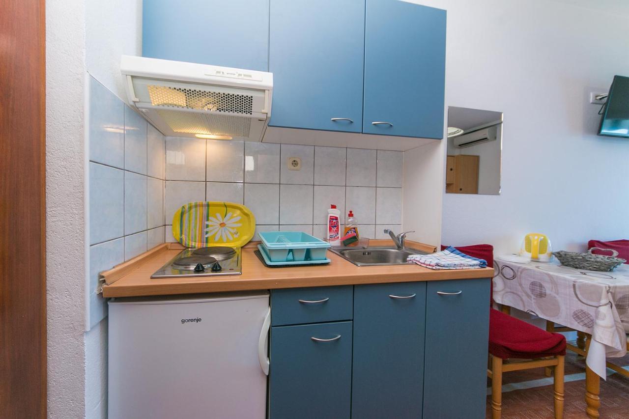Apartments By The Sea Brist, Makarska - 15714 Podaca Extérieur photo