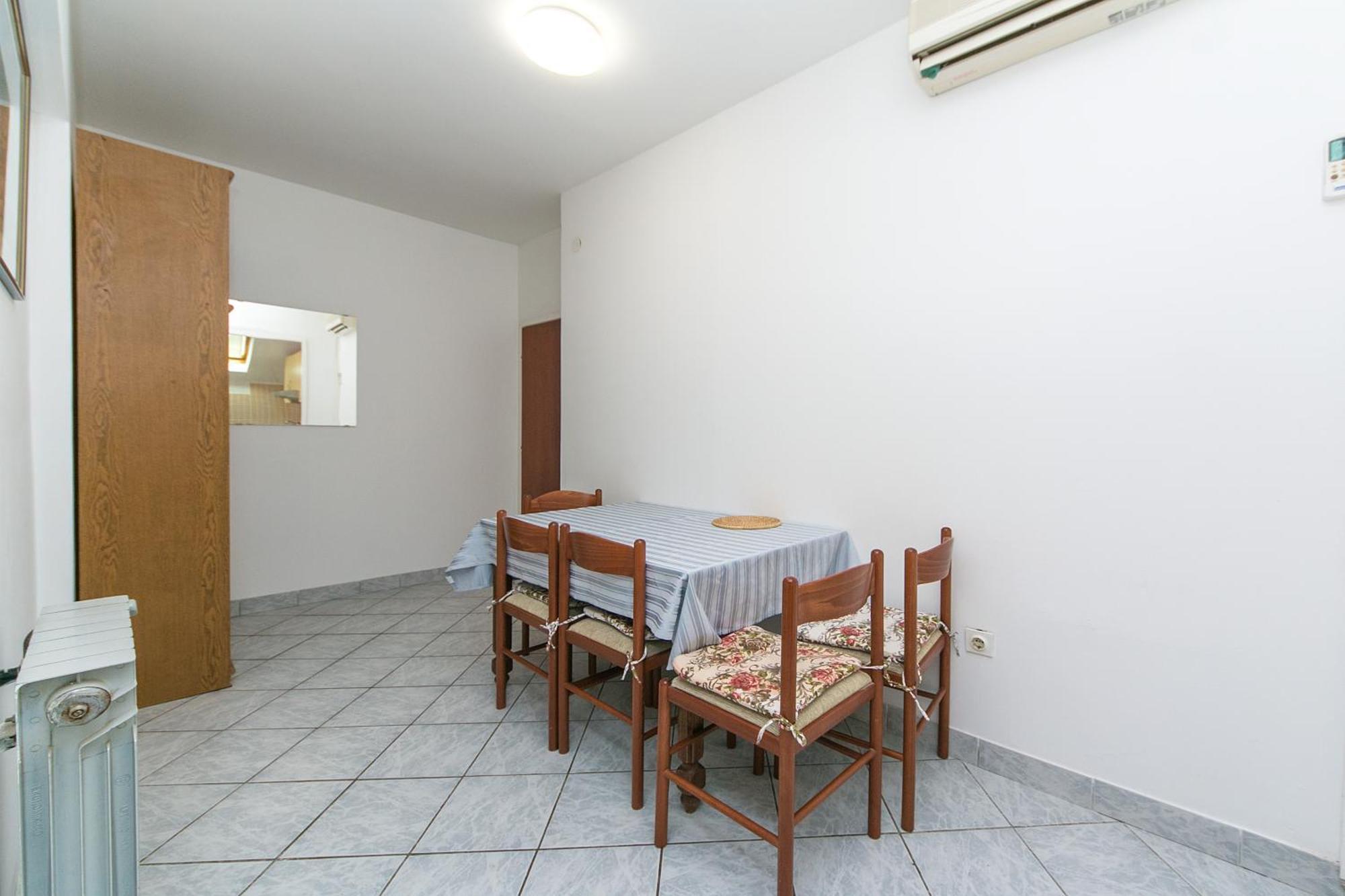 Apartments By The Sea Brist, Makarska - 15714 Podaca Chambre photo