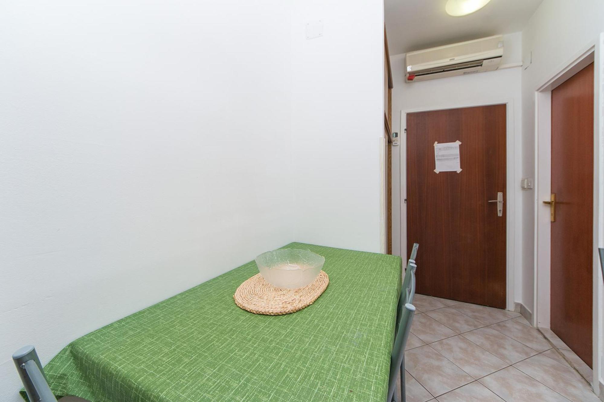 Apartments By The Sea Brist, Makarska - 15714 Podaca Chambre photo