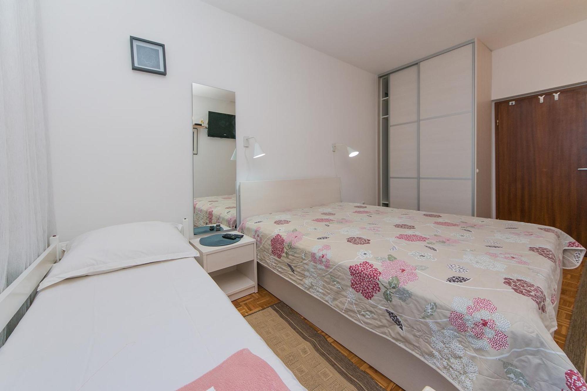 Apartments By The Sea Brist, Makarska - 15714 Podaca Chambre photo